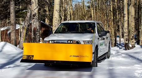 Pelle à neige Meyer Drive Pro montée sur un VUS Ford F-150 — Leduc & Fils